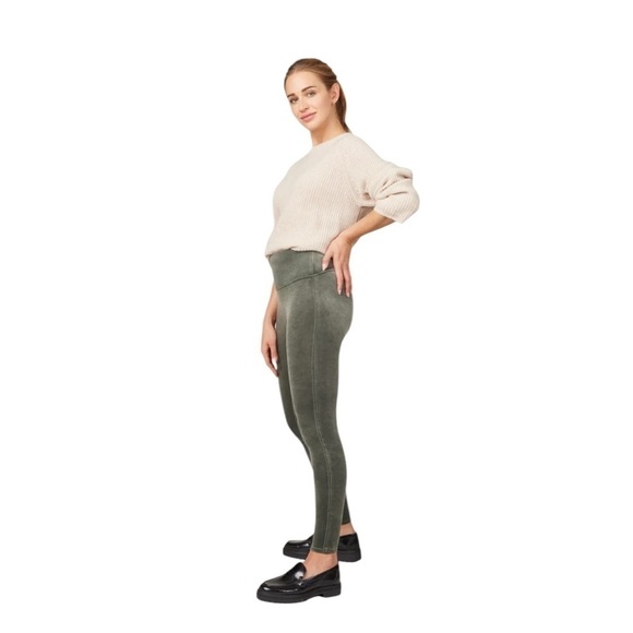 SPANX green velvet leggings - Picture 7 of 8